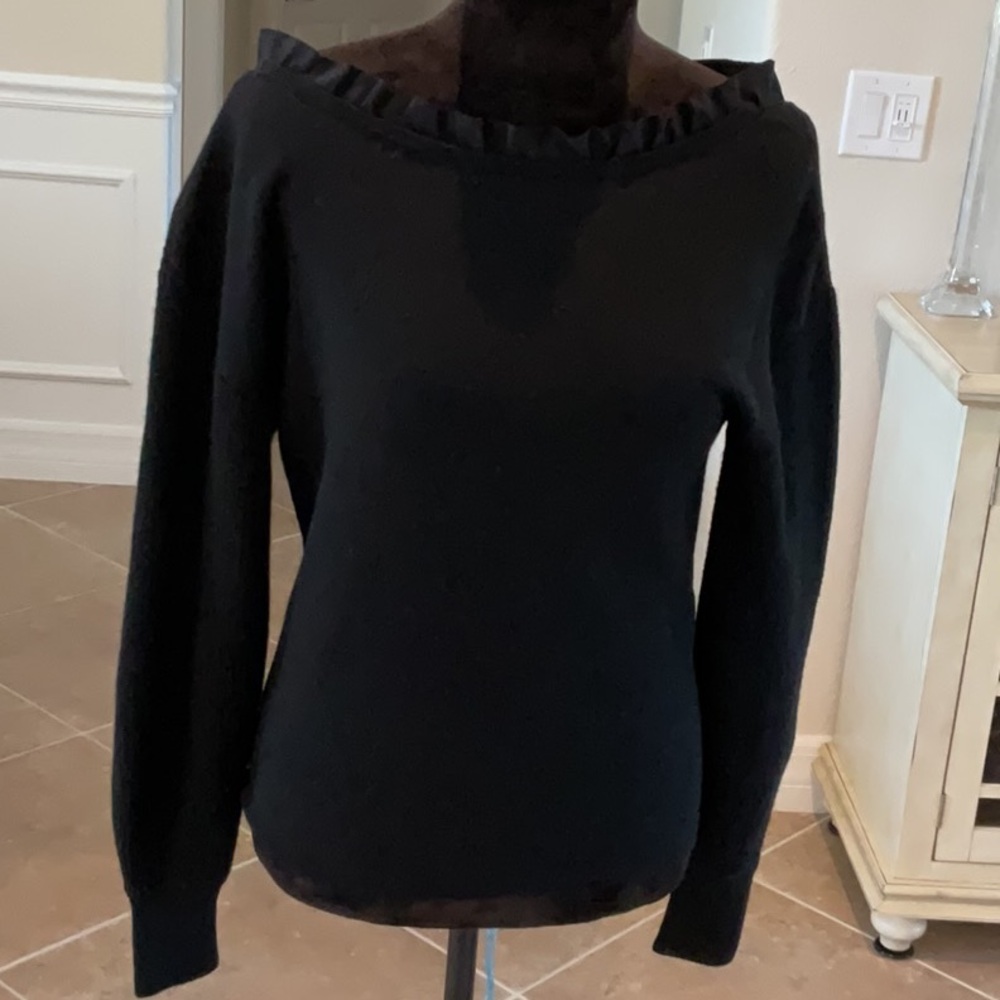 Strenesse black sweater, size 0